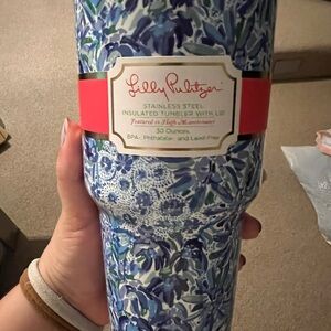 NWT Lilly Pulitzer “High Maintenance” Insulated Tumbler with Lid